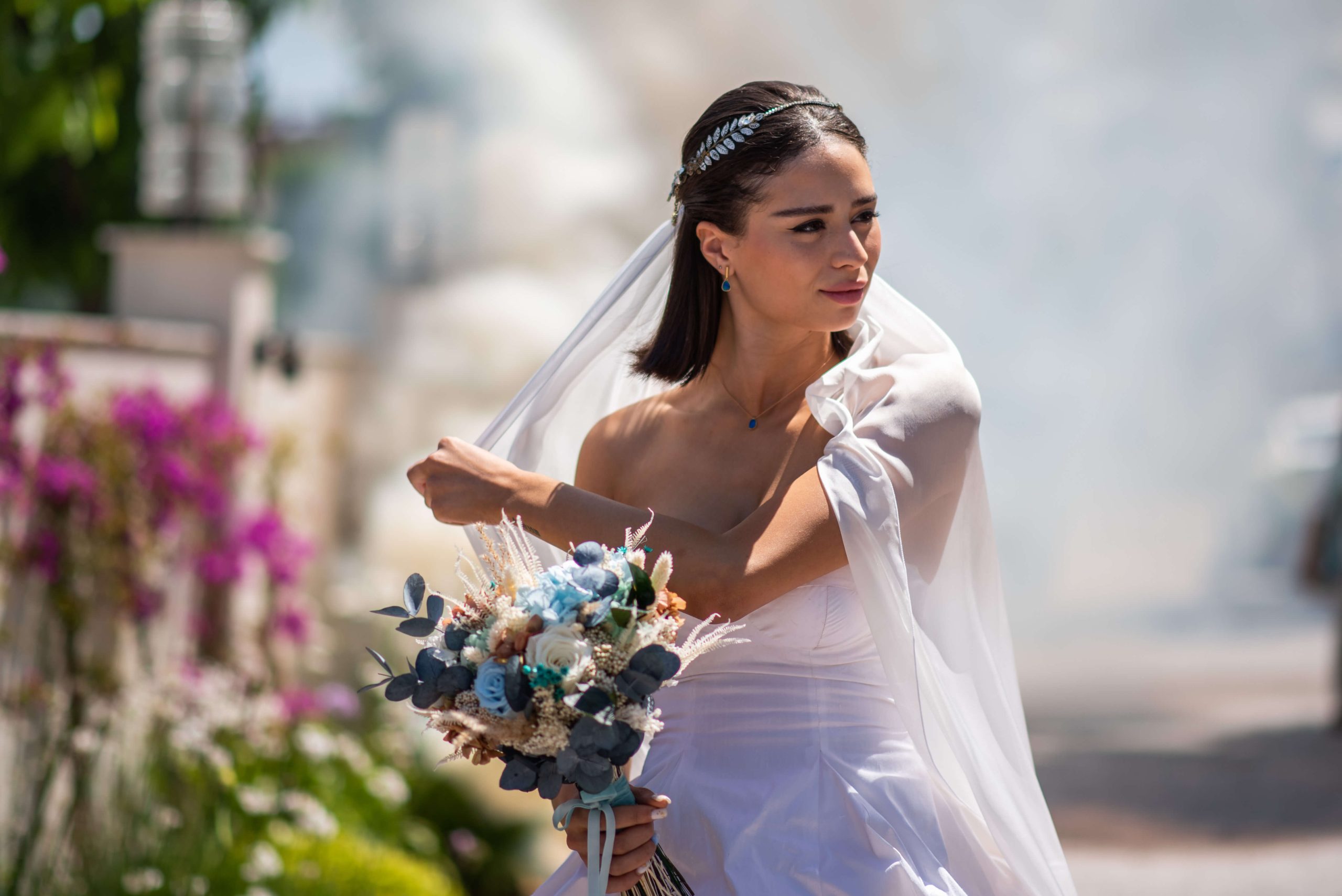 Ramo de novia tonos azules para boda en la playa