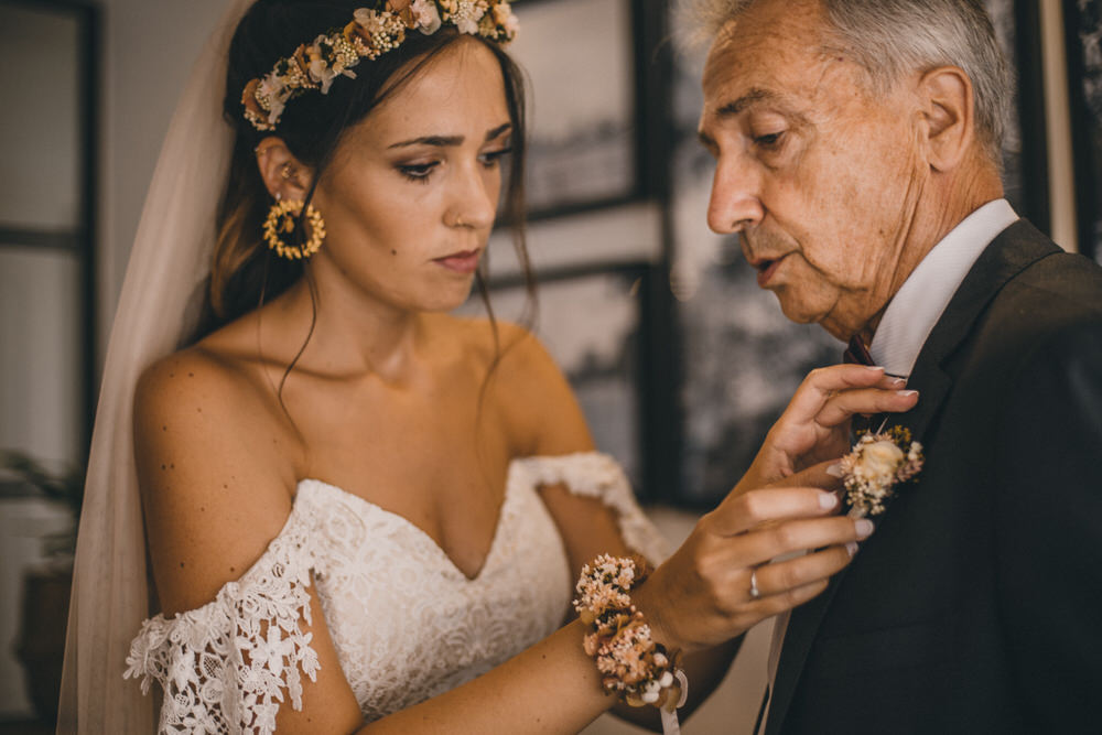 https://floretes.sempreviva.es/wp-content/uploads/2024/02/Diadema-flores-preservadas-Barcelona-Marta_.jpg