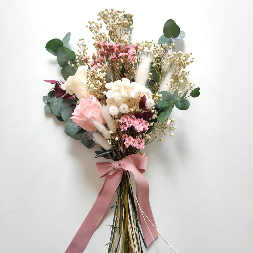 Ramo de flores preservadas Santander
